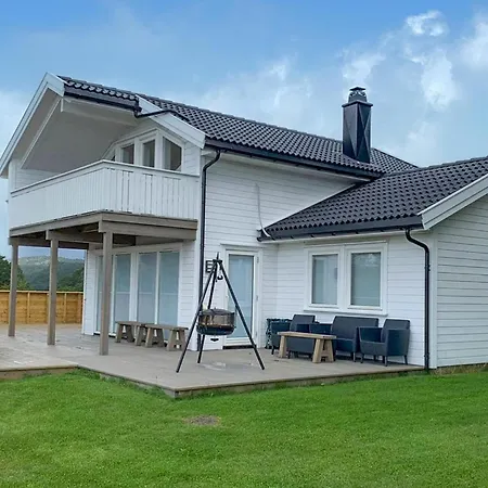Prázdninový dům 4 Bedroom Cozy In Lindesnes Svenevik